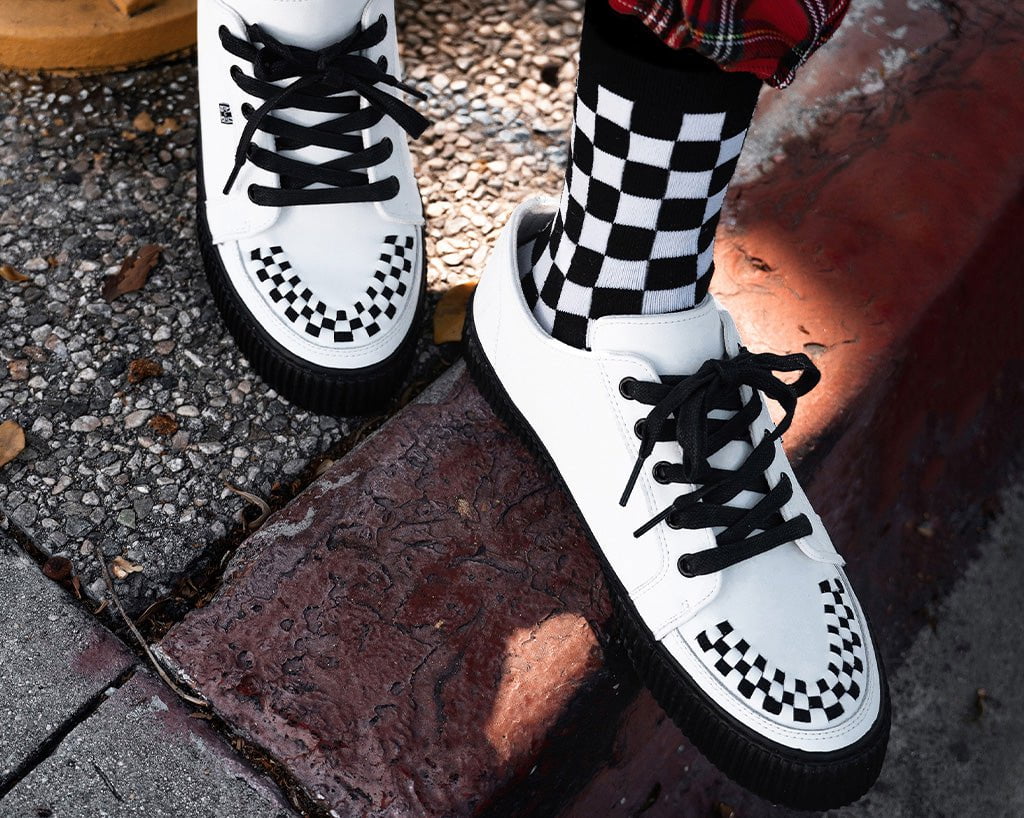 T.U.K. Shoes A3315 White Leather Lace-Up Creeper Sneaker