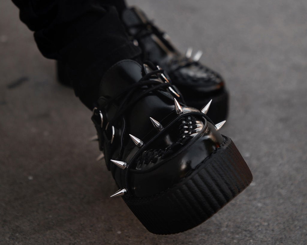 T.U.K. Shoes V3341 Black Leather Spike Viva Mondo Creeper