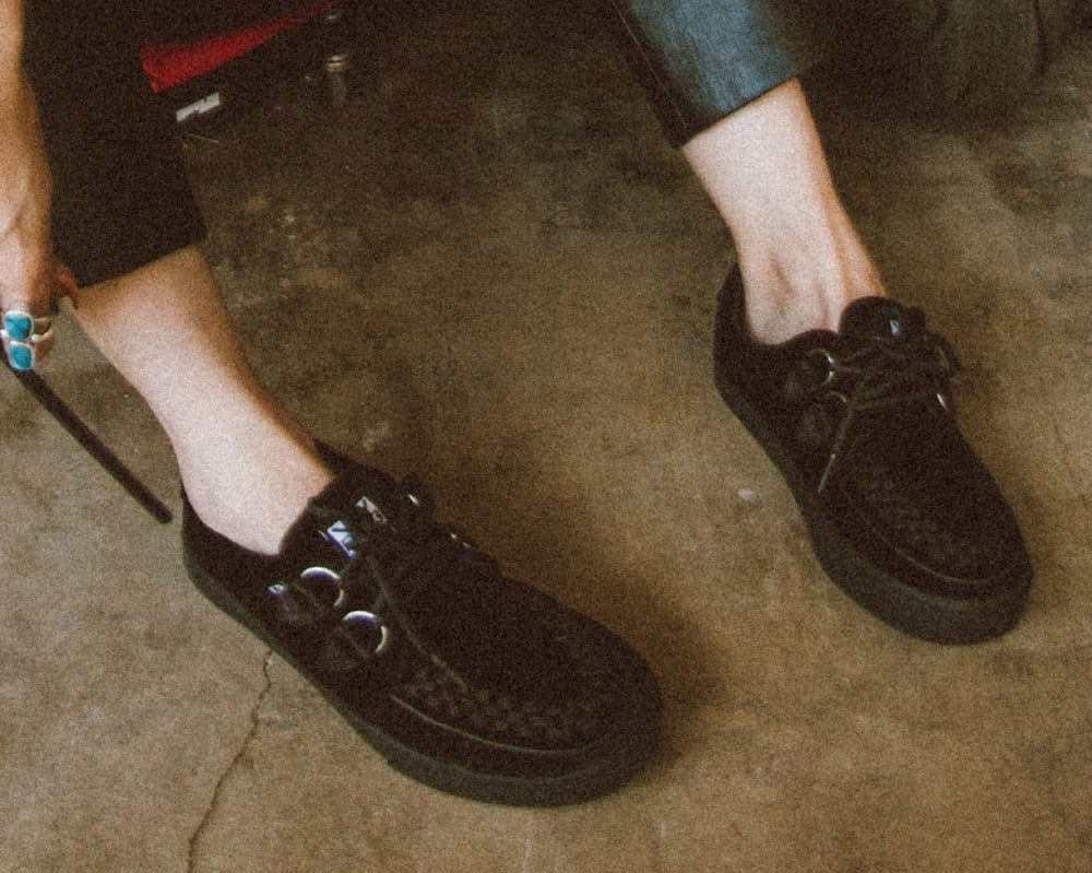 T.U.K. Shoes A9983 Black Velvet D-Ring Interlace Sneaker
