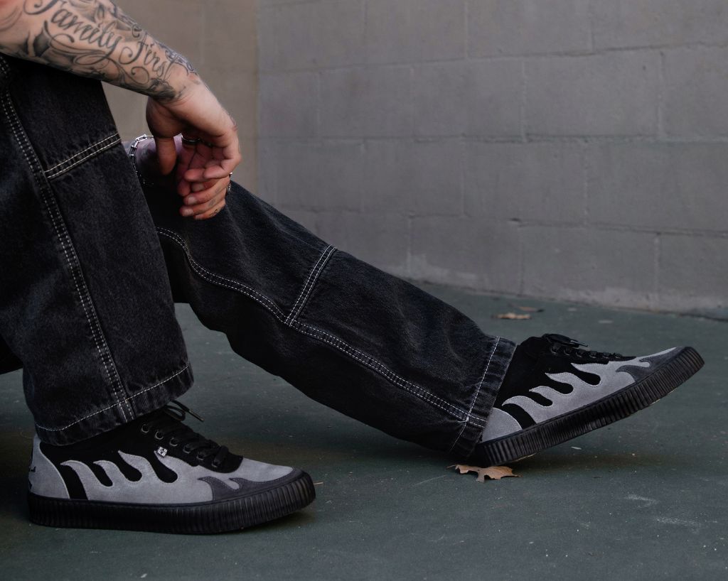 T.U.K. Shoes A3350 Black & Grey Suede Flame Creeper Sneaker