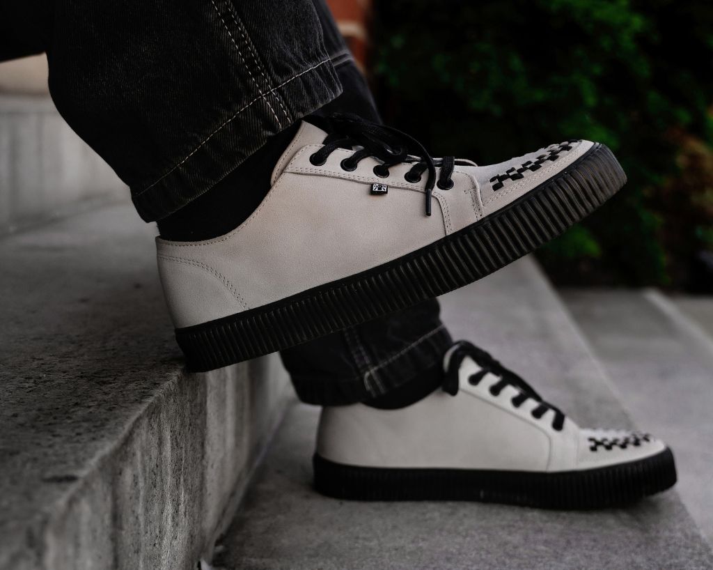 T.U.K. Shoes A3379 Grey Lace-Up Creeper Sneaker