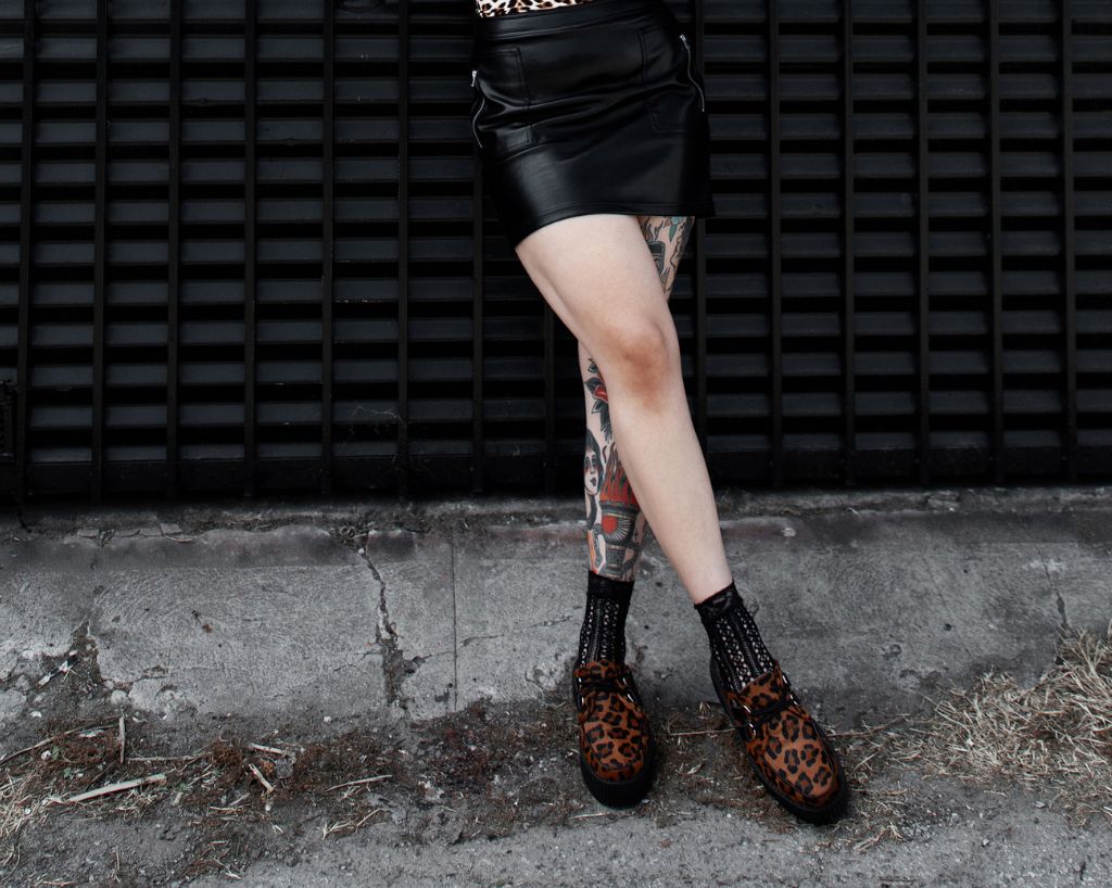T.U.K. Shoes V3356L Leopard Print Creeper Mule