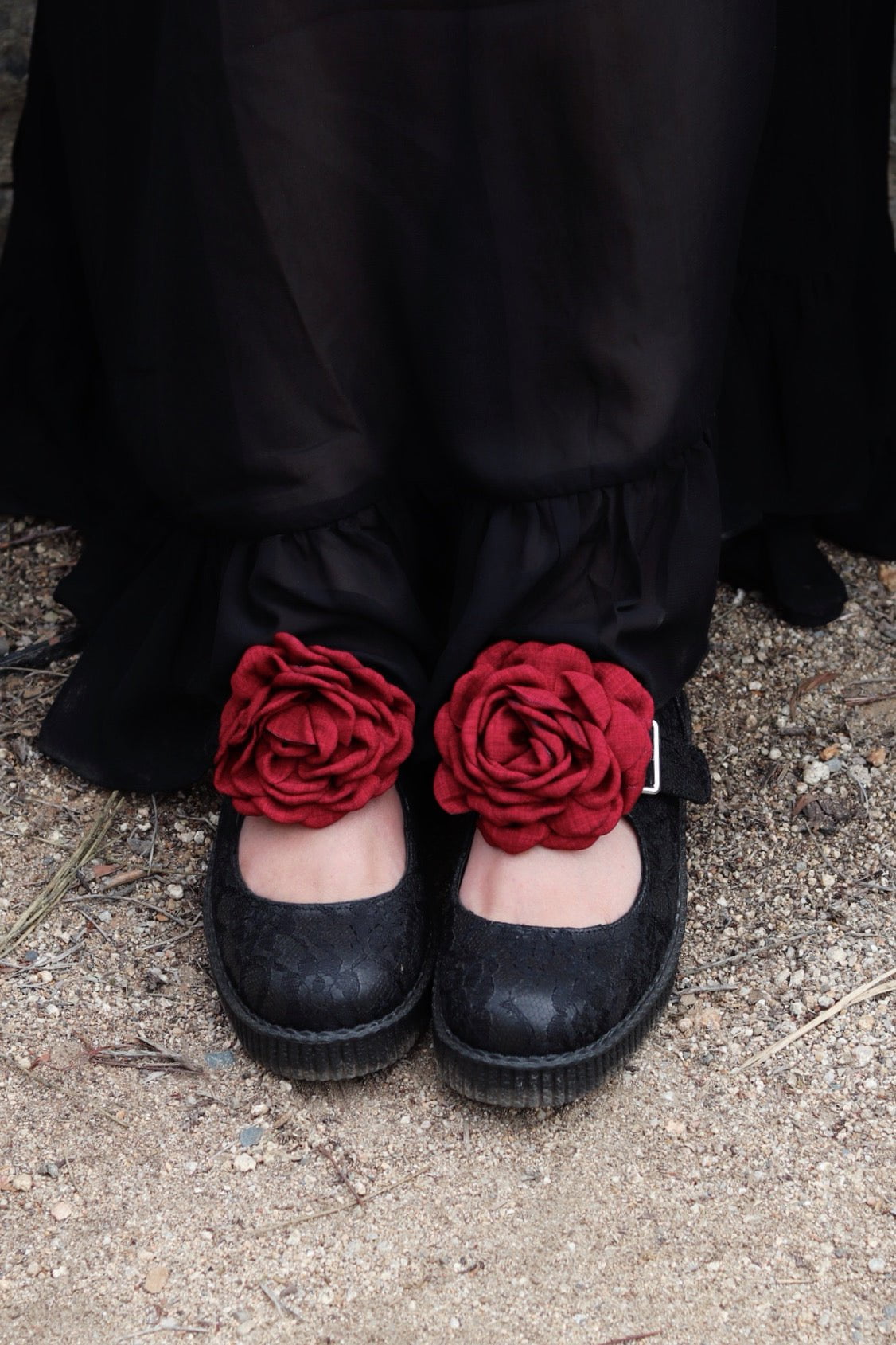 T.U.K. Shoes F3406L Black TUKskin Flower Lace Viva Low Mary Jane
