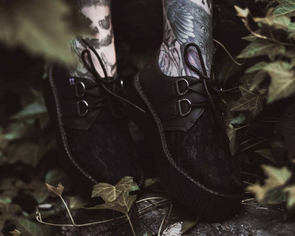 T.U.K. Shoes V3164 Black Lace Viva Mondo Creeper