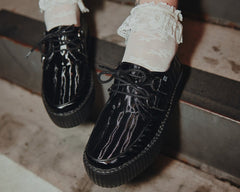 T.U.K. Shoes V3204 Black Wavy Patent Viva Mondo Creeper