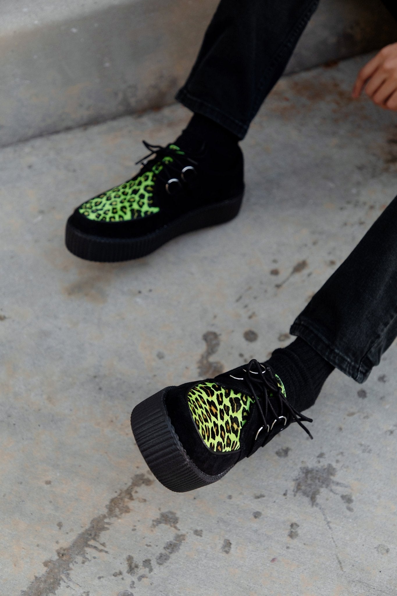 T.U.K. Shoes V3412 Black & Green Leopard Suede Mondo Creeper