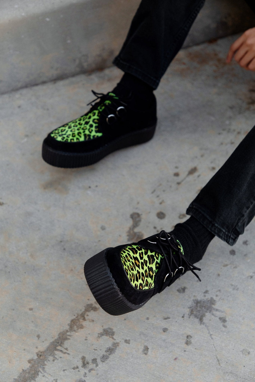 T.U.K. Shoes V3412 Black & Green Leopard Suede Mondo Creeper