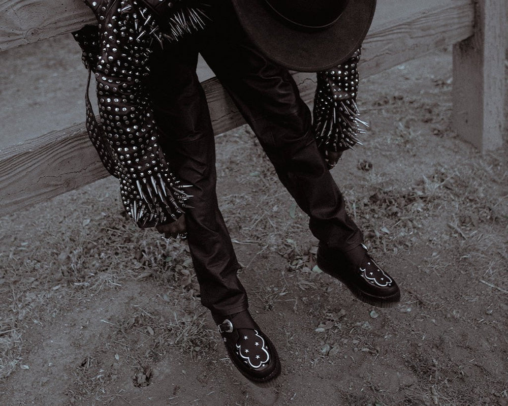 T.U.K. Shoes V3287 Black TUKskin Western Buckle Viva Mondo Creeper