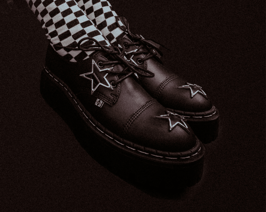 T.U.K. Shoes A3277 Black TUKskin Star Double Decker Brogue
