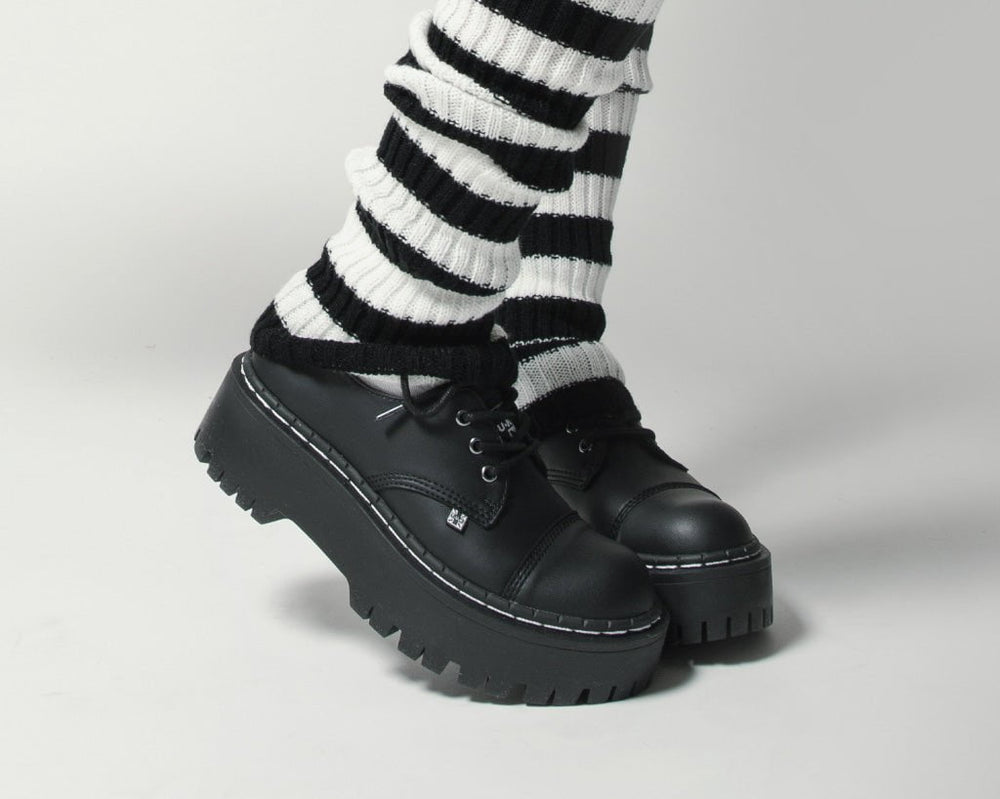 T.U.K. Shoes A3222 Black Cap Toe Double Decker Brogue